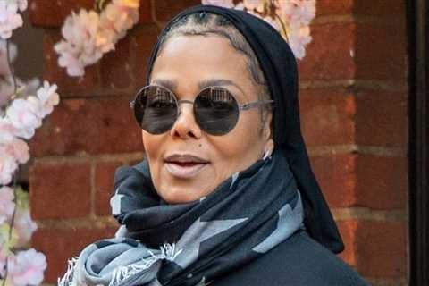 Janet Jackson spotted for the first time in almost a year!