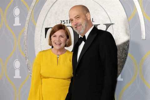 Mare Winningham gets support from husband Anthony Edwards at the 2022 Tony Awards