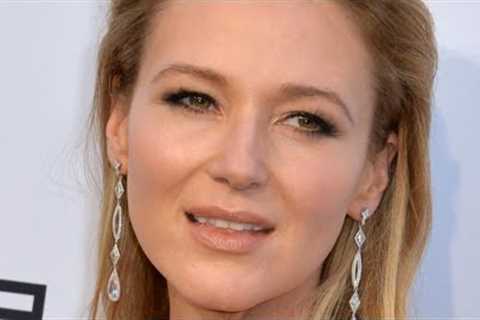 Jewel Accuses Her Mother Of Staggering Embezzlement